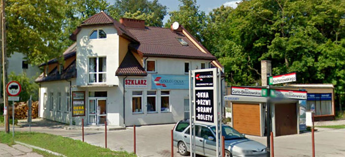 Siedziba firmy Szkło i Okna przy ul. M. Curie-Skłodowskiej 6a w Szczytnie